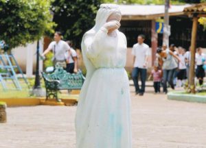 FOTOS DE GUILLERMO FLORES Y ARCHIVO