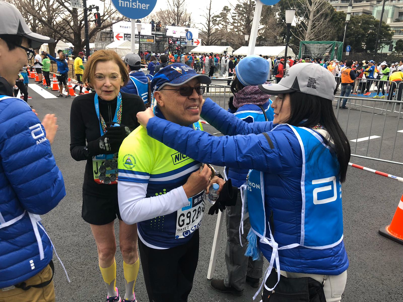 El maratonista nicaragüense que recorrió los seis grandes maratones del mundo