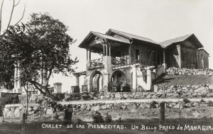 El ingeniero suizo Pablo Dambach diseñó el chalet de estilo europeo en la cima del parque Las Piedrecitas. LA PRENSA / ARCHIVO REDES